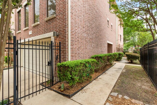 1515 McDonald St in Houston, TX - Building Photo - Building Photo