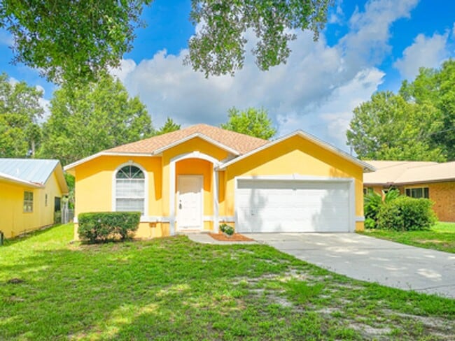 property at 4306 SE 1st Ave