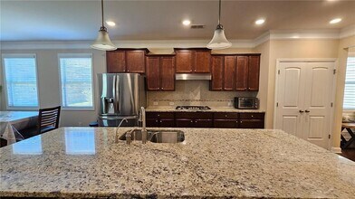 4750 Sanderling St in Cumming, GA - Building Photo - Building Photo