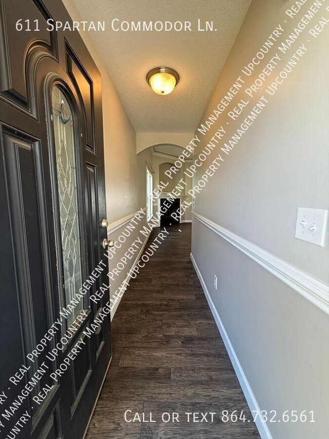 611 Spartan Commodor Ln in Inman, SC - Building Photo - Building Photo