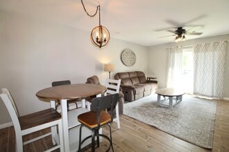 1360 Hunters Rd in Harrisonburg, VA - Building Photo - Building Photo