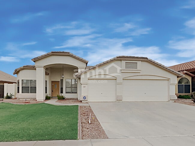 property at 12723 W Edgemont Ave