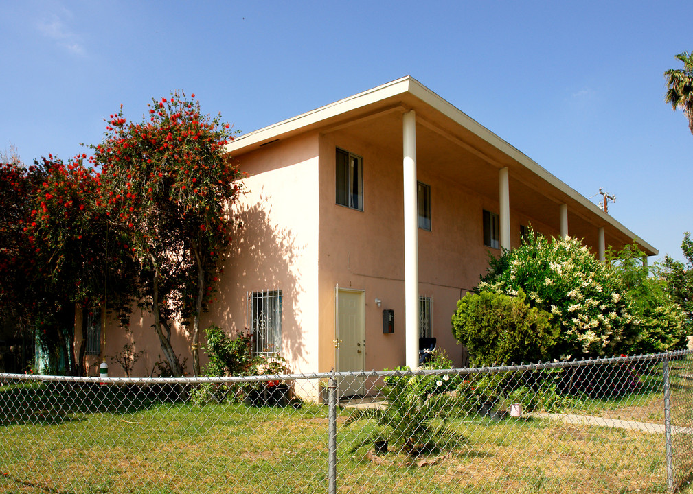 1830 E 4th St in Ontario, CA - Building Photo