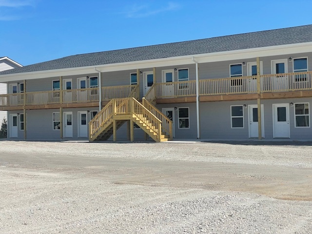 Creekside Village II in Bridgeport, AL - Foto de edificio