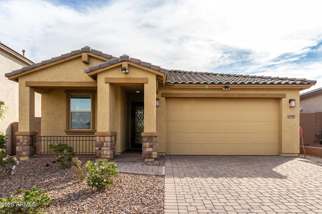12399 W Forest Pleasant Pl in Peoria, AZ - Building Photo