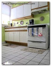1953 W Winnemac Ave-Unit -3 in Chicago, IL - Foto de edificio - Building Photo