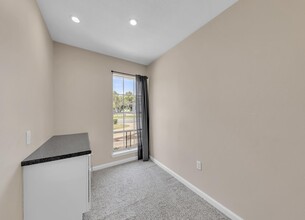 702 Mayflower Ave in Fort Walton Beach, FL - Building Photo - Building Photo