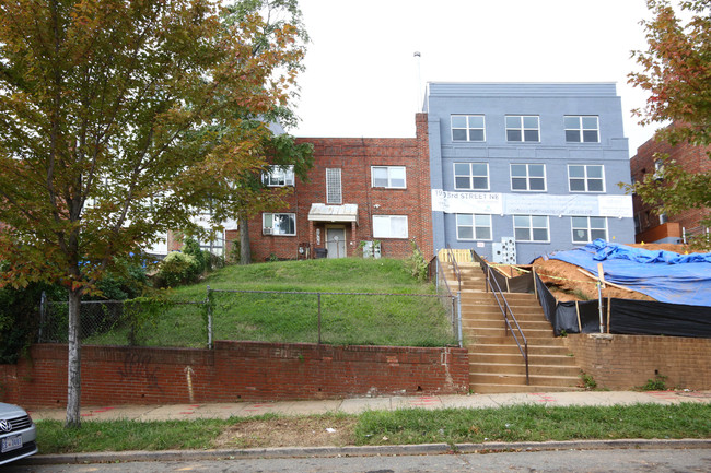 1916 3rd St NE in Washington, DC - Building Photo - Building Photo