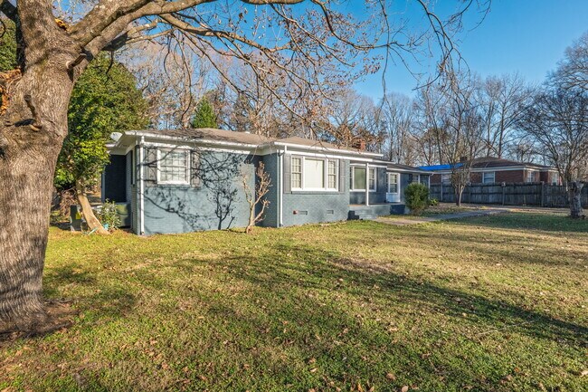 2710 Tallu Rd in Charlotte, NC - Building Photo - Building Photo