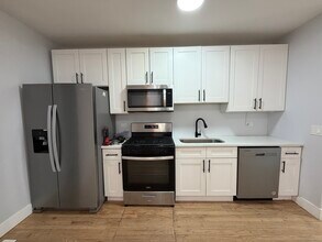 932 N Richmond St in Chicago, IL - Building Photo - Building Photo