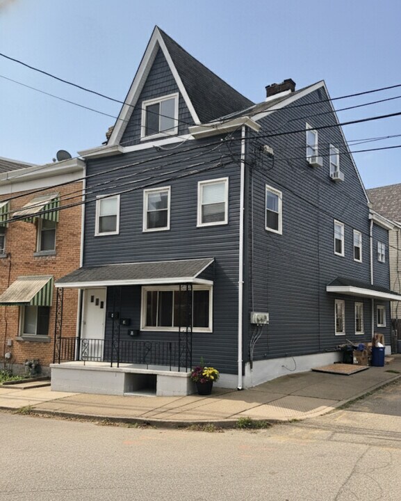 500 S Mathilda St in Pittsburgh, PA - Building Photo