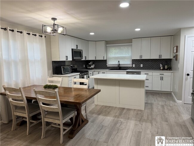 property at 4269 Clinton St