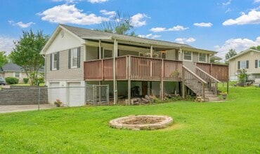 8520 Garrison Drive in Knoxville, TN - Building Photo - Building Photo