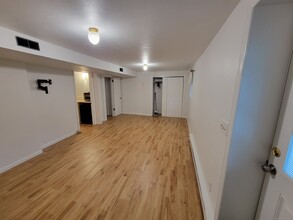 28 Bonnie Brae Dr in Newtown, CT - Building Photo - Building Photo