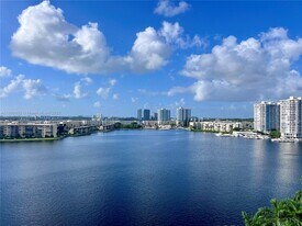 2851 NE 183rd St in Aventura, FL - Building Photo