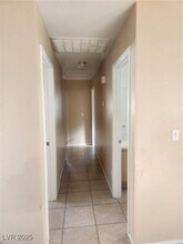 4176 Riker Ave in Las Vegas, NV - Foto de edificio - Building Photo