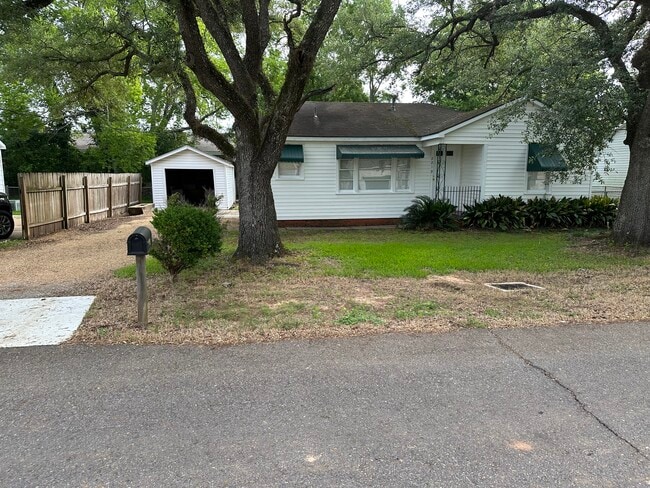 property at 2219 Rogers Dr