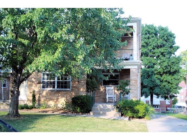 3756 Wilmar Dr, Unit 2