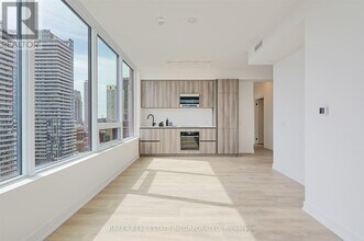 127-2127 Broadway Ave in Toronto, ON - Building Photo - Building Photo