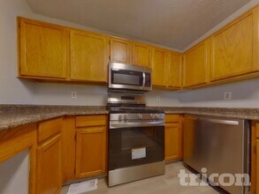 158 Sweetwater Cir in Powder Springs, GA - Building Photo - Building Photo