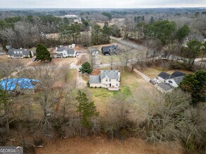 105 N Oakland Cir in Mcdonough, GA - Building Photo - Building Photo