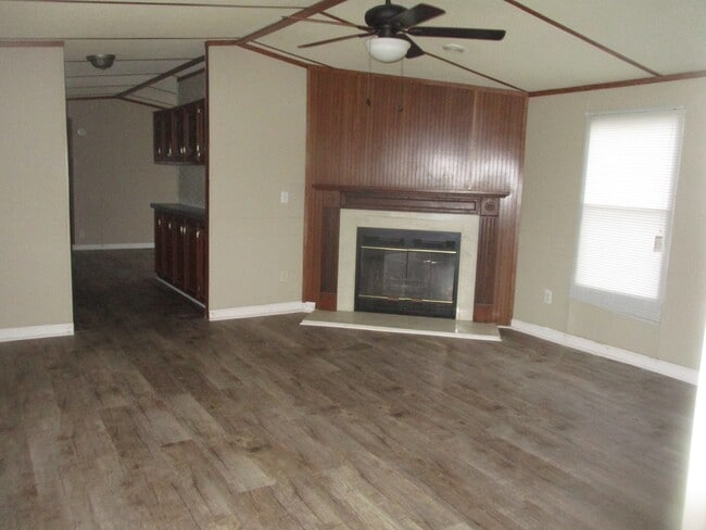 146 Zackary St in Oak Grove, KY - Building Photo - Building Photo