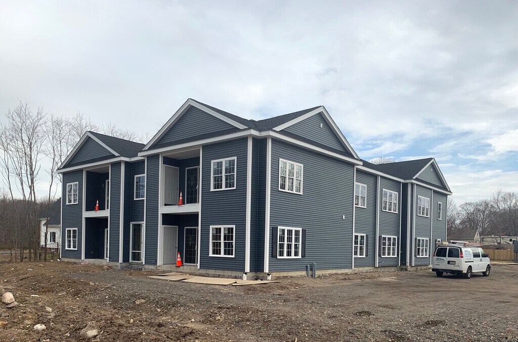 815 Bedford St Apartments Whitman, MA Apartments For Rent