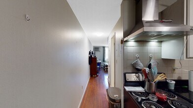 18 Murdock St, Unit 1-8 in Somerville, MA - Foto de edificio - Building Photo