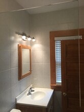 2312 Bryant Ave S, Unit 3 in Minneapolis, MN - Building Photo - Building Photo