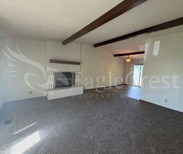 203-205 S Elizabeth St in Milton-Freewater, OR - Building Photo - Building Photo