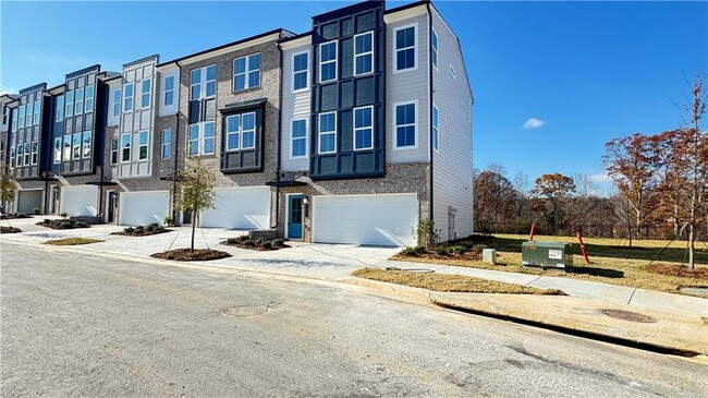 1437 Creekside Cir NW in Atlanta, GA - Building Photo - Building Photo