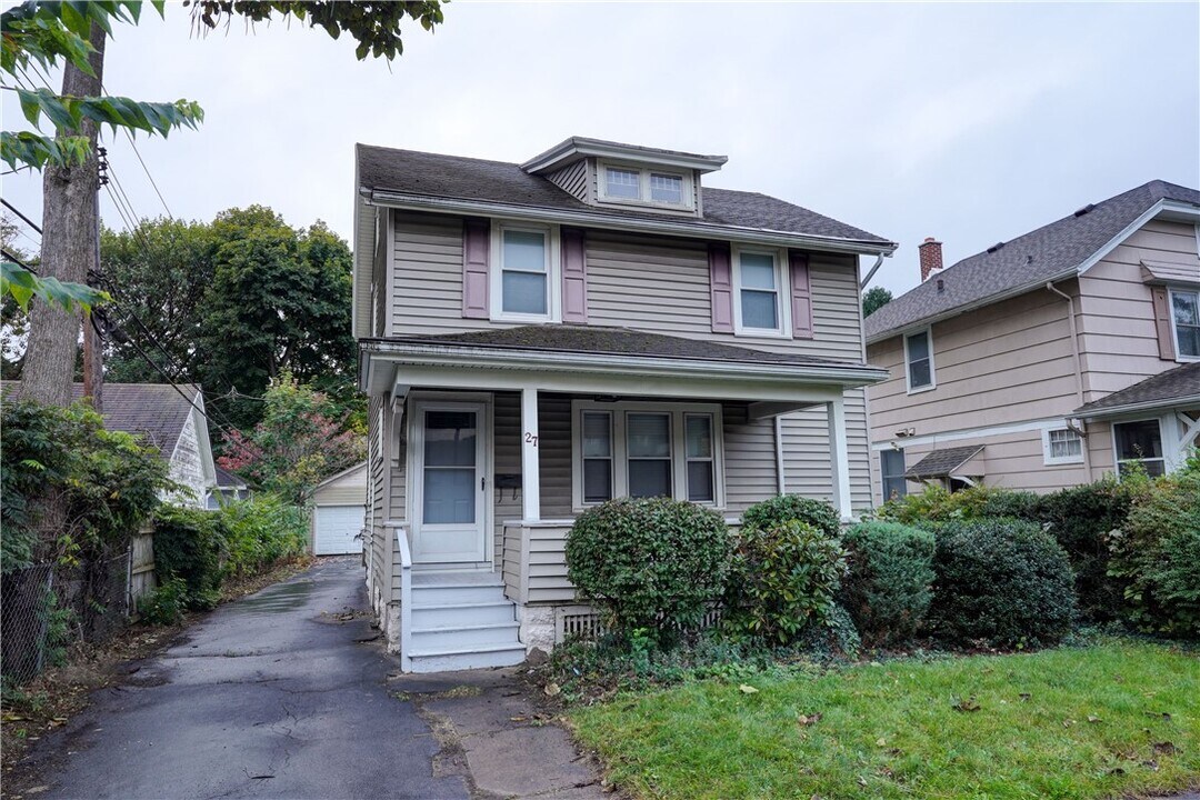 27 Winston Pl in Rochester, NY - Building Photo