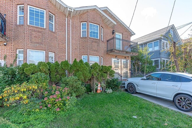 property at 147-22 20th Ave