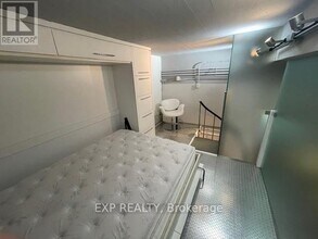 264 Seaton St in Toronto, ON - Building Photo - Building Photo