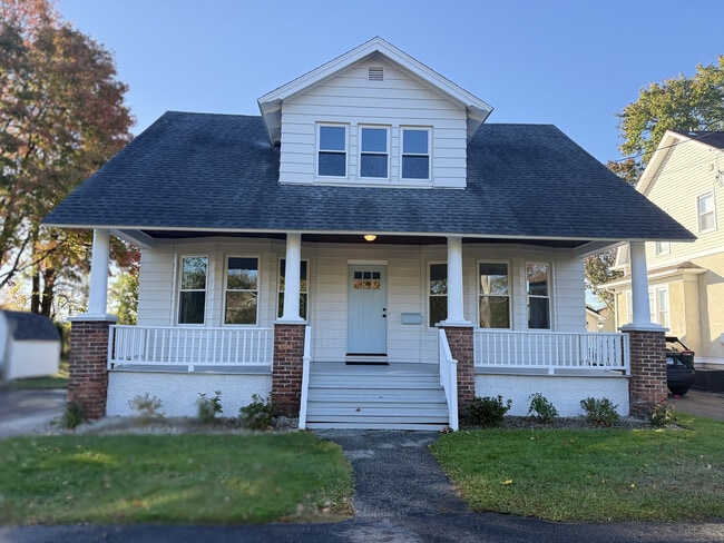 29 Redfield Rd