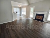 475 Ellesmere Way in Sugar Hill, GA - Building Photo - Building Photo