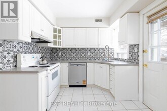 137 Bastedo Ave in Toronto, ON - Building Photo - Building Photo