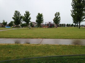 2106 Linden Trl in North Mankato, MN - Building Photo