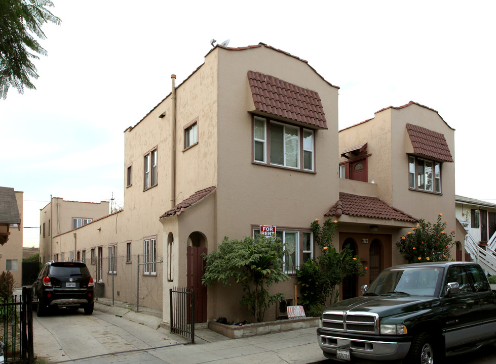 1085 Hoffman Ave in Long Beach, CA - Building Photo