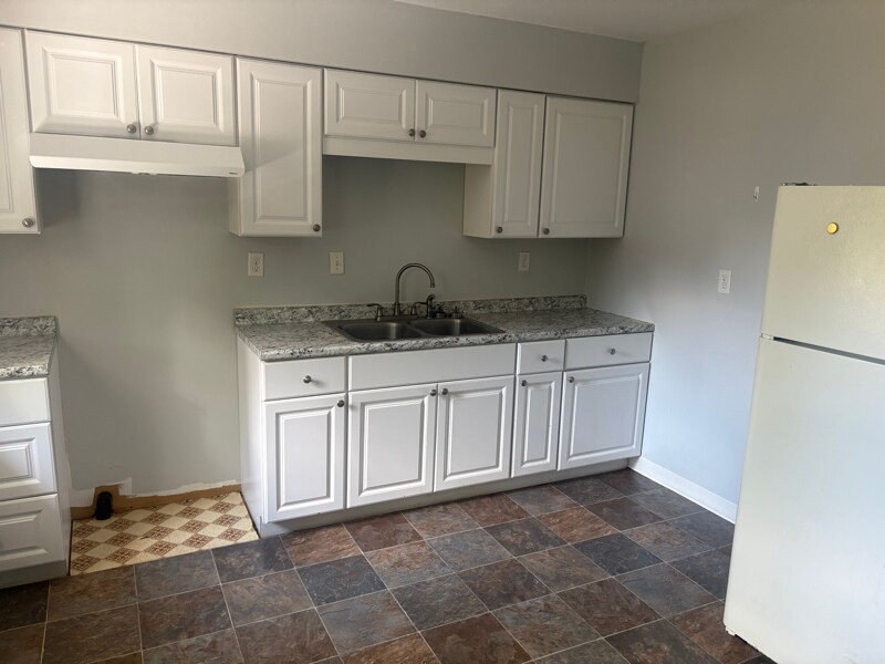 50 Little St in Canton, PA - Building Photo