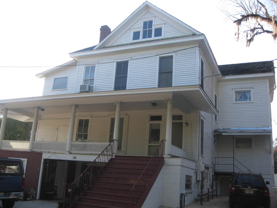 310 N Gadsden St in Tallahassee, FL - Foto de edificio