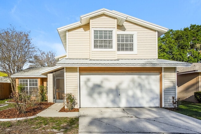 property at 1518 Crossridge Dr