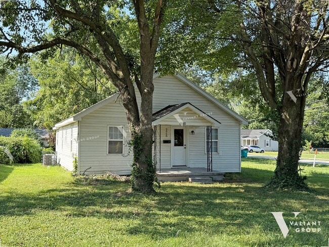 property at 2958 W Nichols St