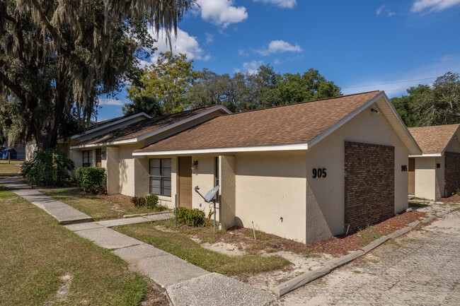 1907 South St in Leesburg, FL - Building Photo - Building Photo