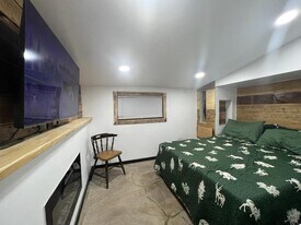 609 14th St in Cody, WY - Building Photo