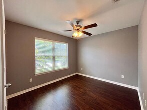 2520 Meadowglen Ct in Tyler, TX - Building Photo - Building Photo