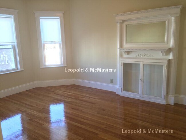 21 Roseclair St, Unit 3