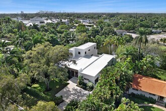 11150 Griffing Blvd in Biscayne Park, FL - Building Photo - Building Photo