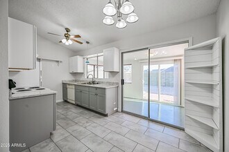 1813 E Grandview Rd in Phoenix, AZ - Building Photo - Building Photo