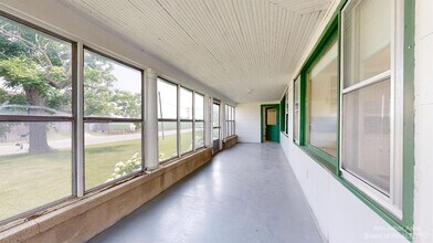 9476 W Michigan Ave in Saline, MI - Building Photo - Building Photo